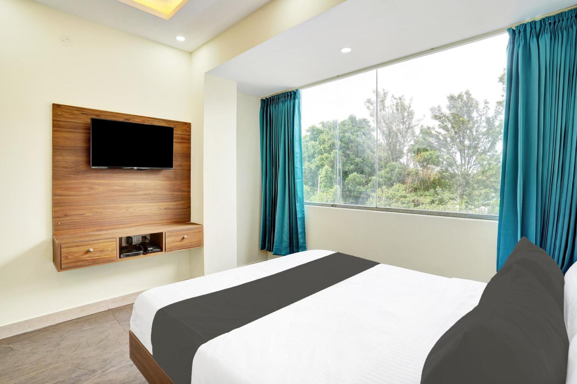 העיר בנגלור Hotel O Gayathri Metro Deluxe מראה חיצוני תמונה